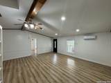 8325 Fm 327 - Photo 4