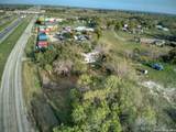 17770 Interstate 35 S - Photo 14