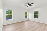 1014 Flagstone Dr - Photo 39