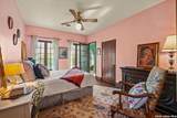 233 Hollywood Ave - Photo 14