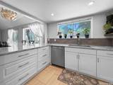8519 Ridge Stone St - Photo 10