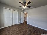 1071 Skyline Dr - Photo 11