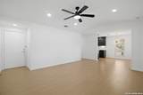 2718 Old Field Dr - Photo 4