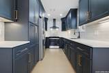 2718 Old Field Dr - Photo 9