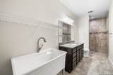 1385 Riviera Dr - Photo 16