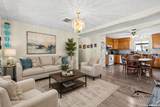 1709 Avenue E - Photo 5