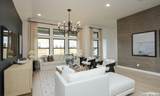 743 Navarro St - Photo 14