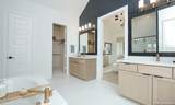 743 Navarro St - Photo 15