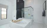 743 Navarro St - Photo 16