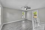 622 Gillette - Photo 9