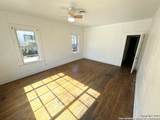 211 Preston - Photo 4