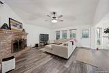 904 Dimrock - Photo 6