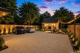 205 Mistletoe St - Photo 4