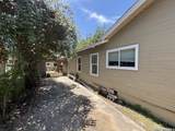 1132 Rosewood Ave - Photo 4