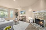 1008 Magellan - Photo 4