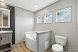 2715 Fm 1332 - Photo 13