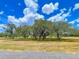 2815 Orange Ln - Photo 4