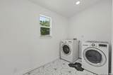 123 Castillo - Photo 14