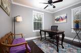 1102 Crockett St - Photo 15