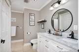 1102 Crockett St - Photo 18