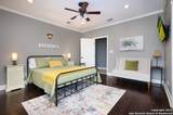 1102 Crockett St - Photo 20