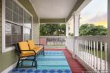 1102 Crockett St - Photo 5