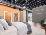 1331 Flores St - Photo 16