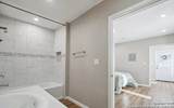 1006 Center St - Photo 17