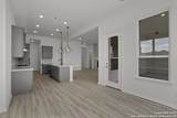 2852 Reeves Lane - Photo 10