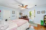 131 Larchmont - Photo 17