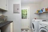 131 Larchmont - Photo 23