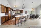 1115 Riviera - Photo 3