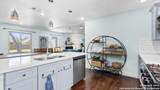 135 Irvington - Photo 14