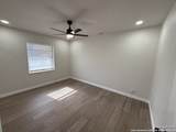 203 Chesswood - Photo 14