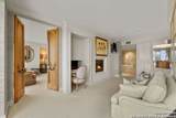 700 Hildebrand - Photo 11