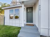 930 Schley Ave - Photo 2
