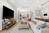 123 Lexington - Photo 2