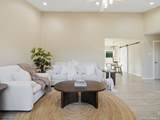 506 Oak Grove - Photo 2