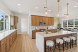 858 Rutherford - Photo 9