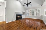 2634 Lakehills St - Photo 10
