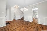 2634 Lakehills St - Photo 9