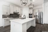 9015 Raven Pointe - Photo 7
