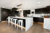 700 Hildebrand - Photo 6