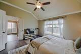 8522 Fess Parker Dr - Photo 19