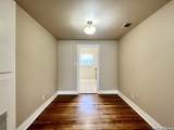 1539 Woodlawn Ave - Photo 10