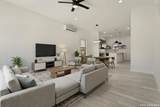151 Vine St - Photo 2