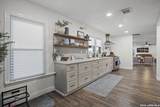138 Greenlawn - Photo 5