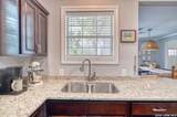 237 Oak St - Photo 15