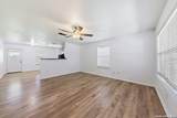 527 Roosevelt - Photo 6