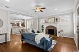 624 Agarita - Photo 3